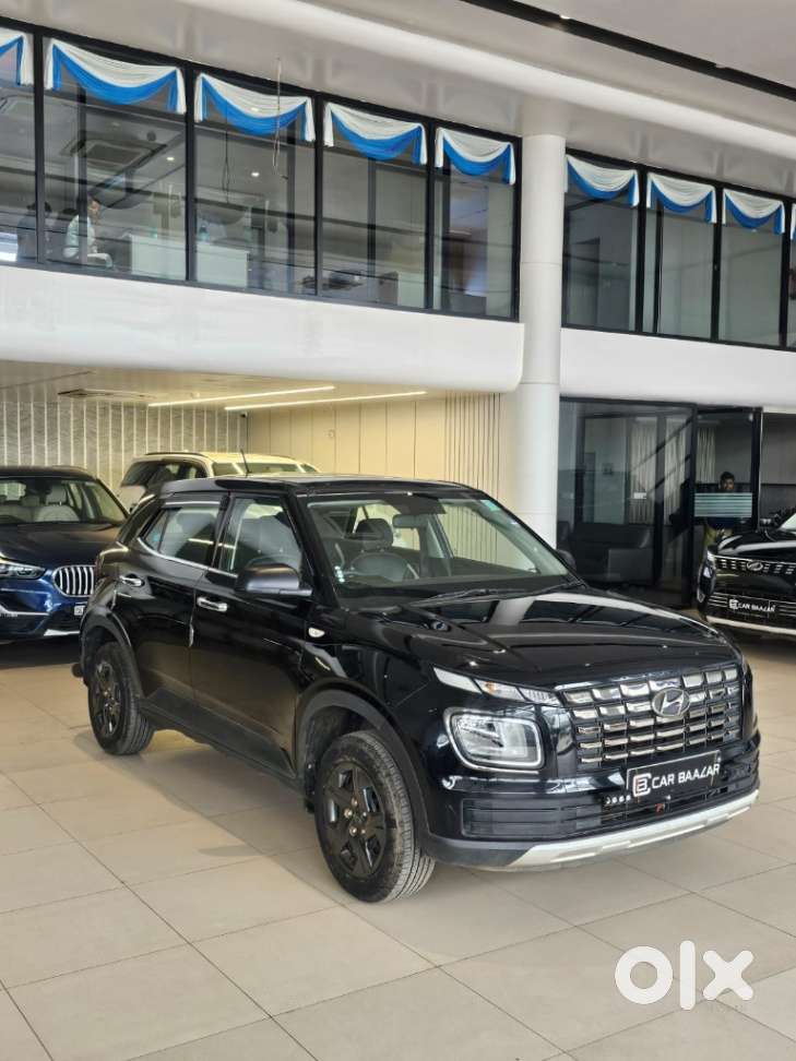 Hyundai Venue E 1.2 Petrol, 2023, Petrol