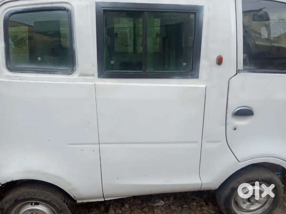 Tata Zip 2012