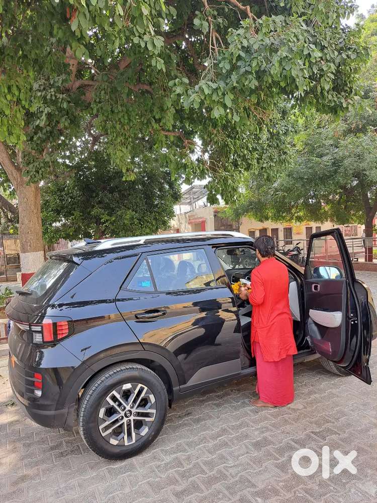 Like Showroom Condition Black Colour Luxury Car For Sale Single Hand.