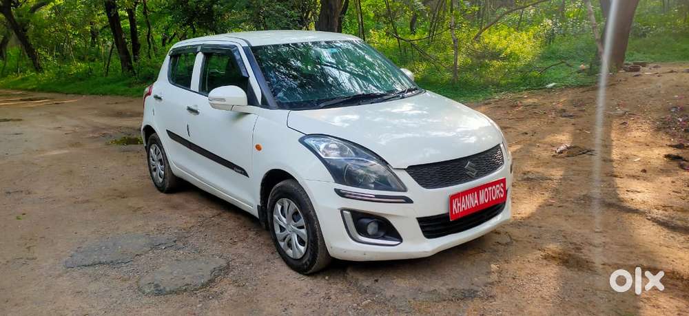 Maruti Suzuki Swift Lxi Option, 2018, Cng & Hybrids