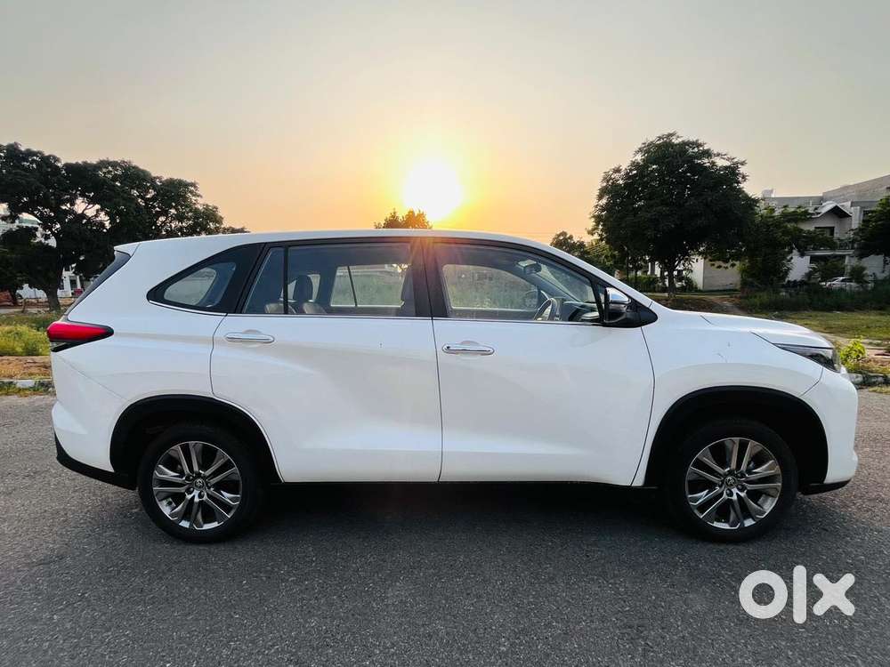 Toyota Innova Hycross 2.0 Gx 7 Str, 2024, Petrol