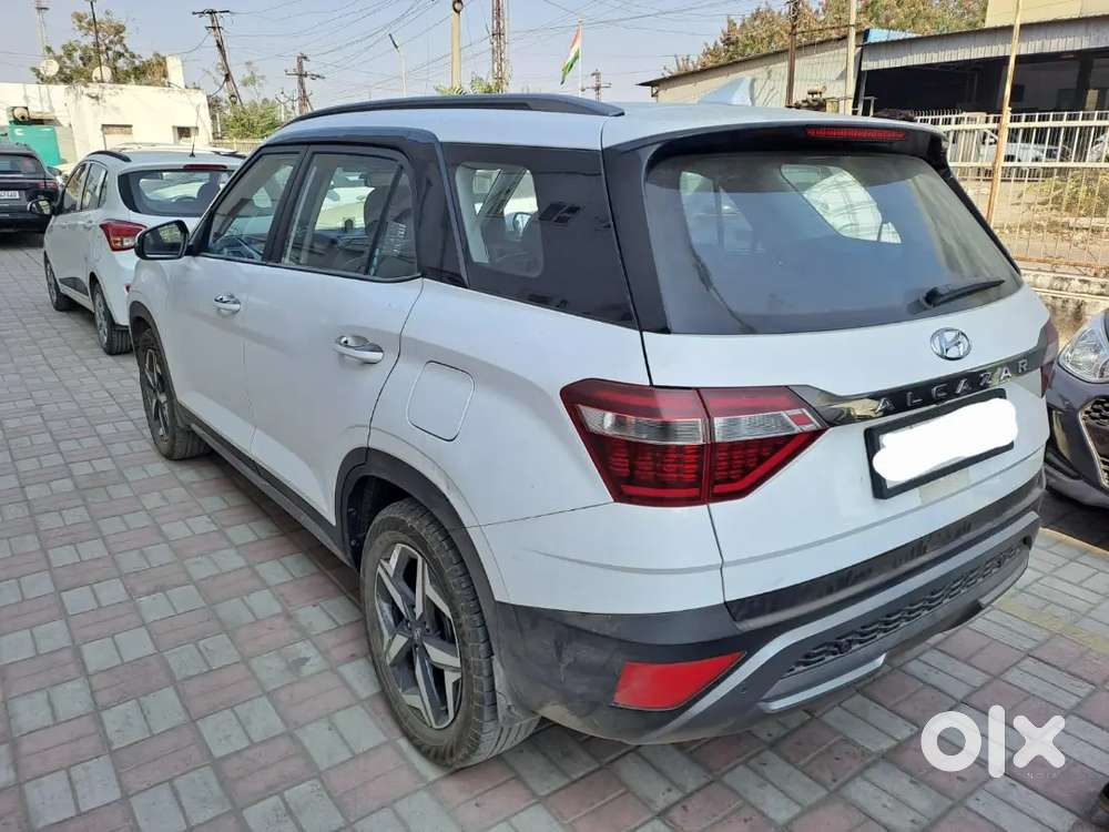 Hyundai Alcazar 2023 Diesel 35000 Km Driven