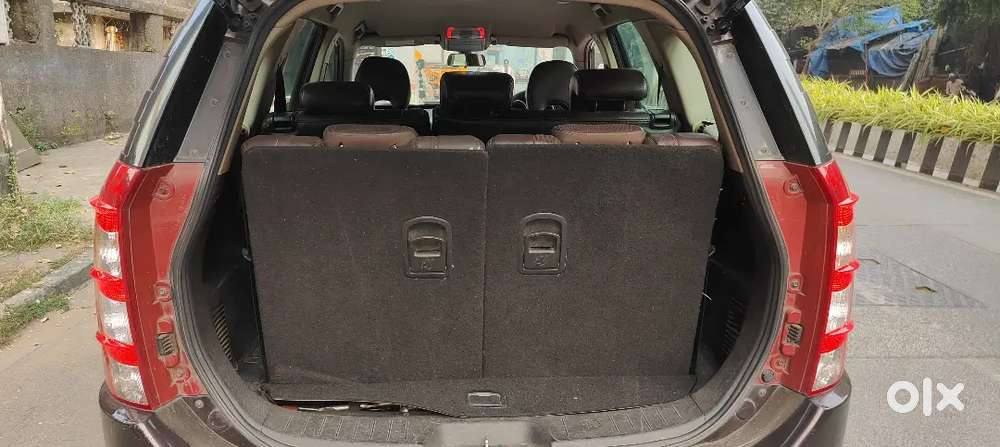 Mahindra Xuv500 W8 (diesel) - 80% Tyres, Just Buy & Drive