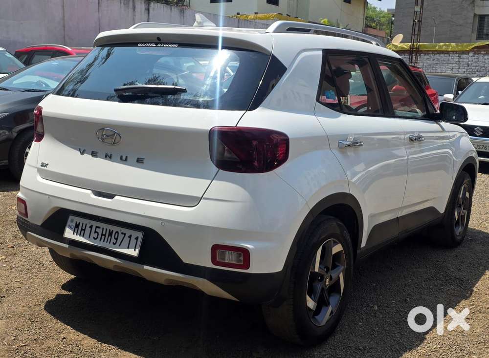 Hyundai Venue Sx (o) Mt 1.5 Diesel, 2021, Diesel