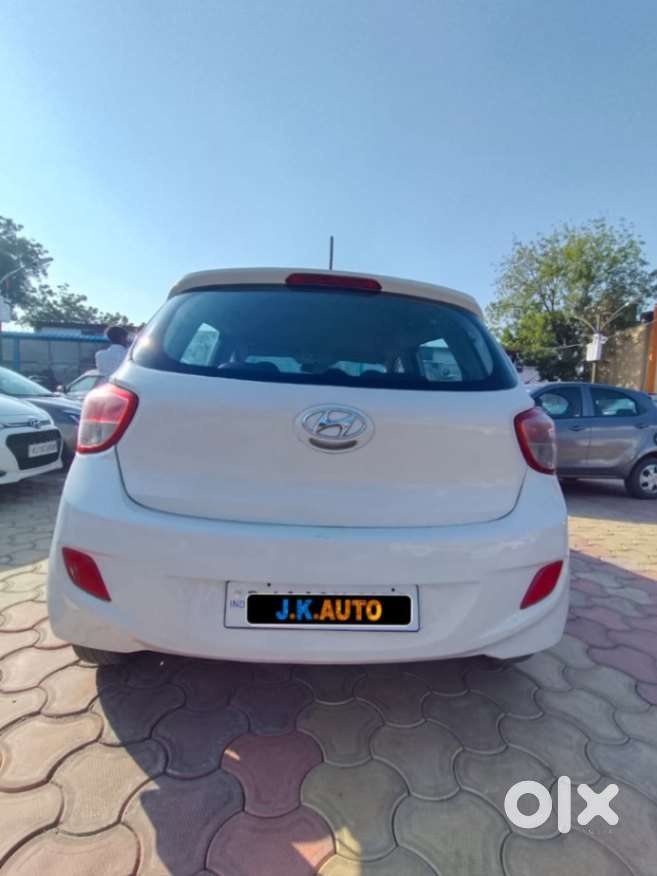 Hyundai I10 Magna O, 2014, Petrol