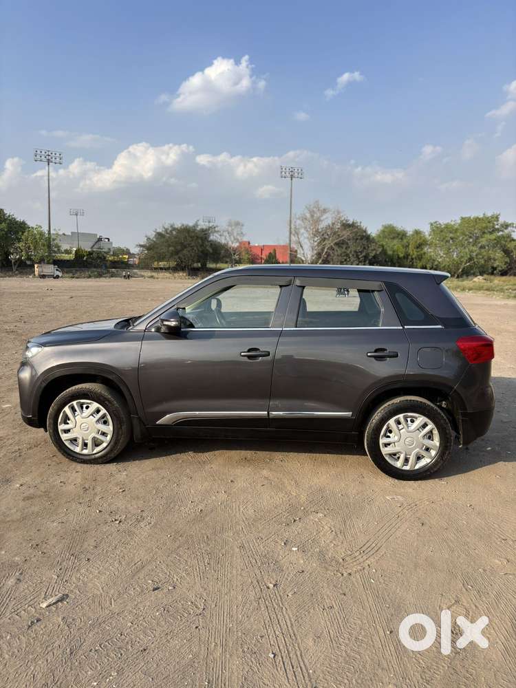Maruti Suzuki Brezza 1.5 Lxi Smart Hybrid, 2022, Petrol