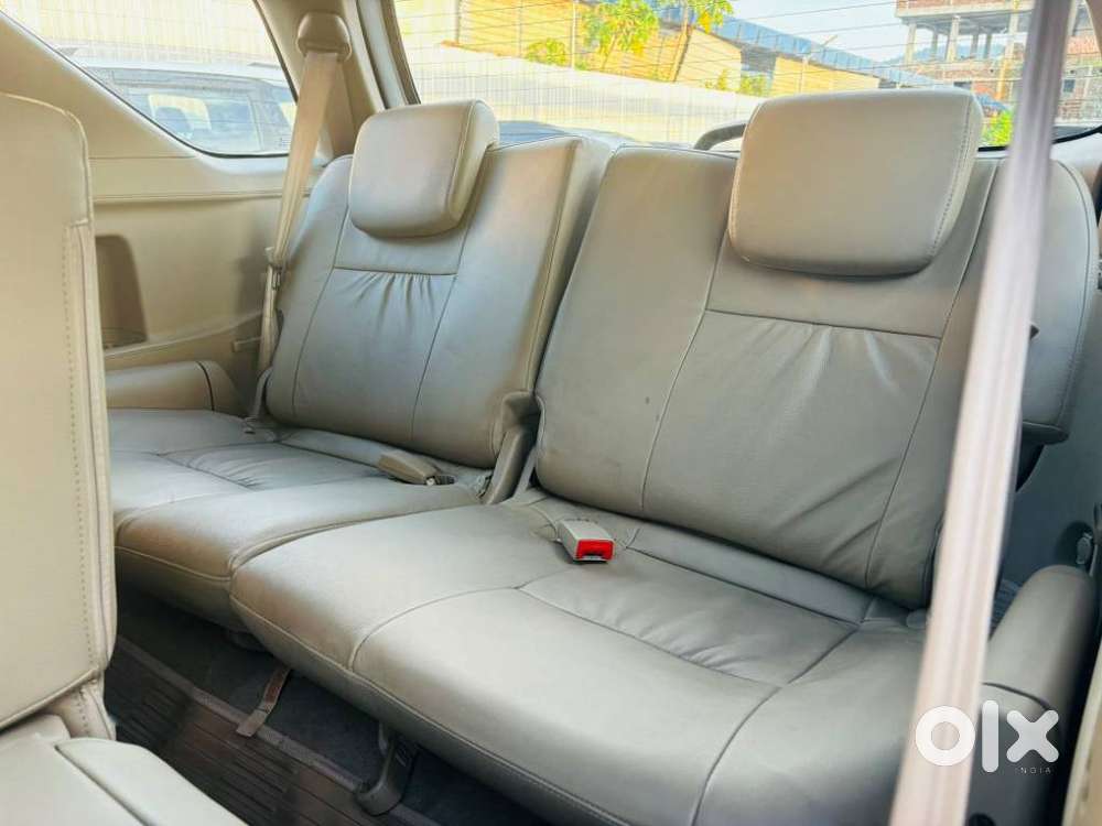 Toyota Fortuner 4x2 Manual, 2015, Diesel