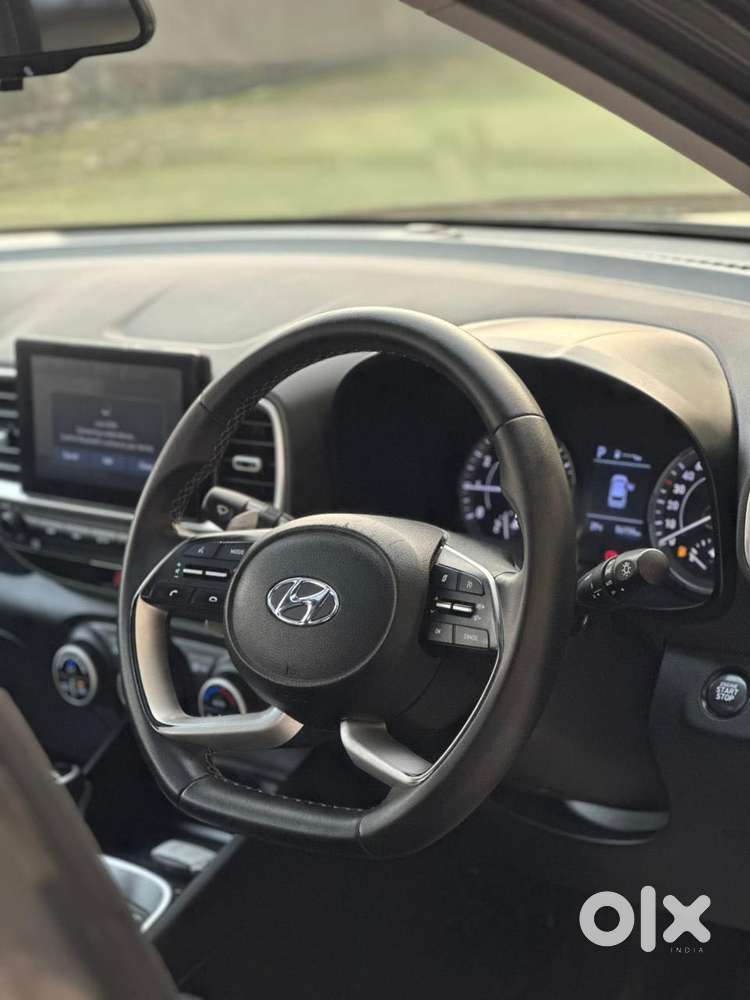 Hyundai Venue Sx+ At, 2021, Petrol