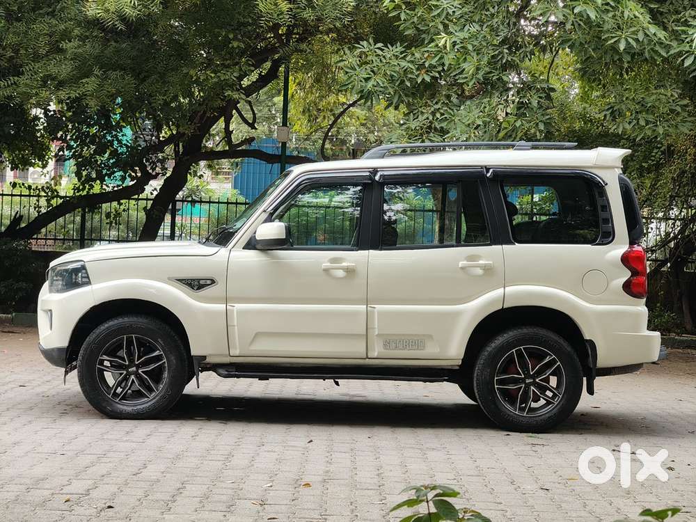 Mahindra Scorpio Classic Diesel Manual 2021