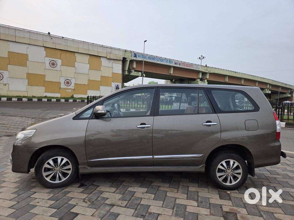 Toyota Innova 2.5 Vx 8 Str, 2016, Diesel