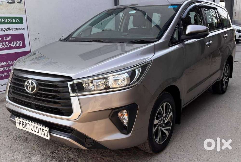 Toyota Innova Crysta, 2022, Petrol
