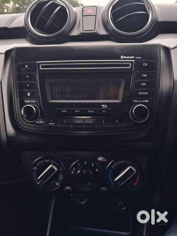 Maruti Suzuki Swift Vxi Optional, 2018, Petrol