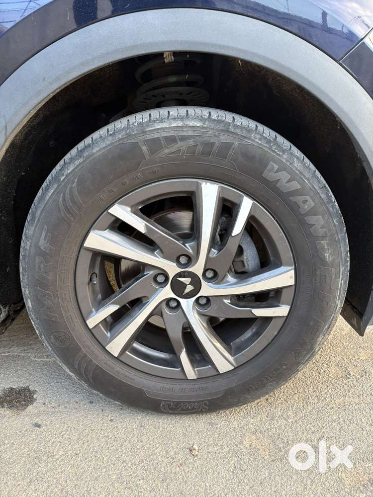 Mahindra Xuv700 2.2 Ax 5 Diesel Mt 7 Str, 2024, Diesel