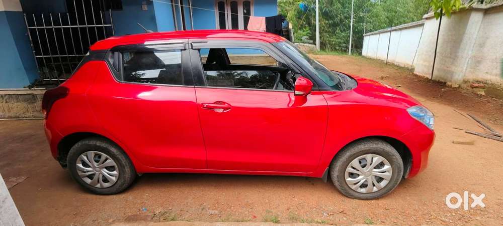 Maruti Suzuki Swift Vxi + Manual, 2021, Petrol