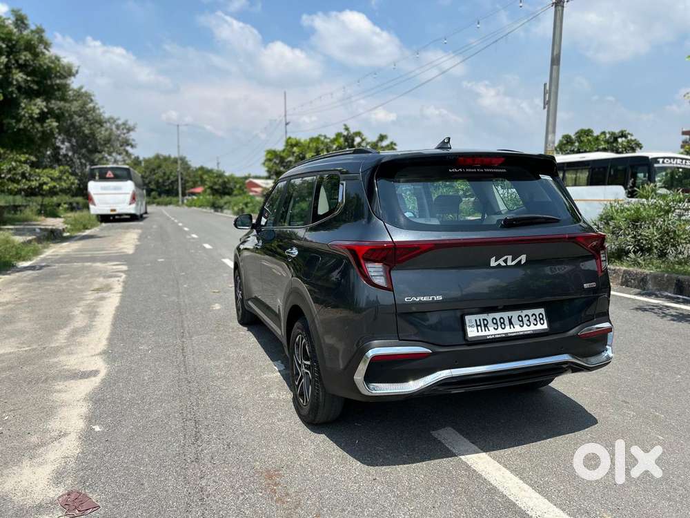 Kia Carens Luxury 1.5 Diesel Imt 7 Str, 2023, Petrol
