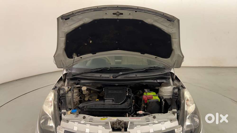 Maruti Suzuki Swift Dzire 1.3 Vxi, 2016, Petrol