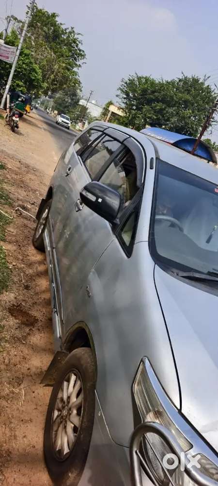Toyota Innova 2.5 V