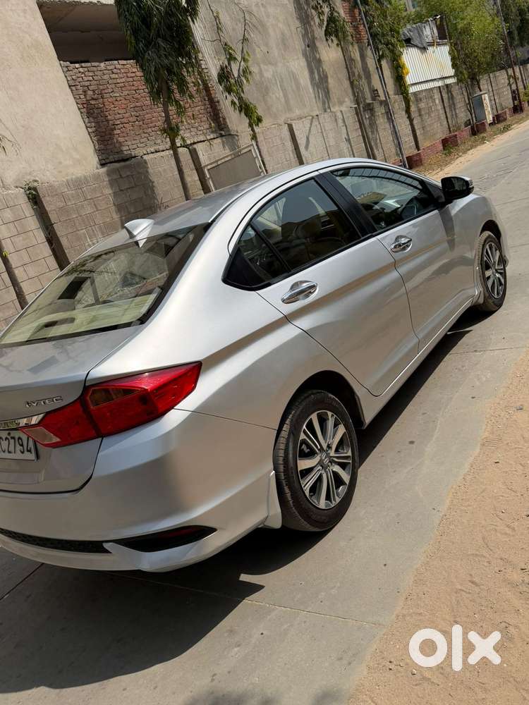 Honda City V At I-vtec, 2018, Petrol
