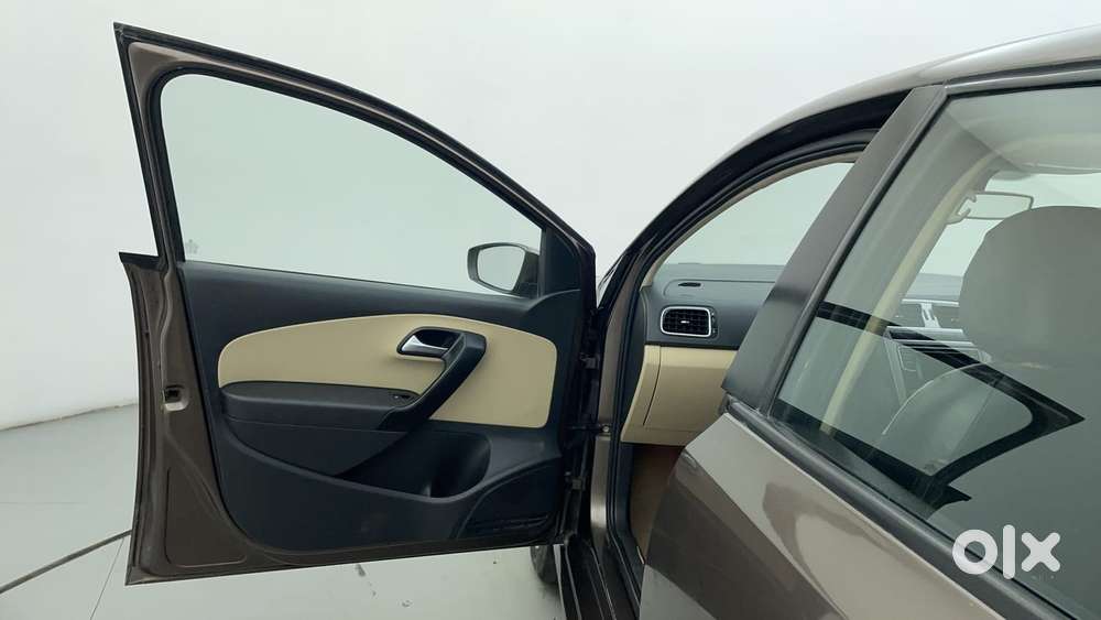 Volkswagen Polo 2009-2013 Petrol Highline 1.2l, 2017, Petrol