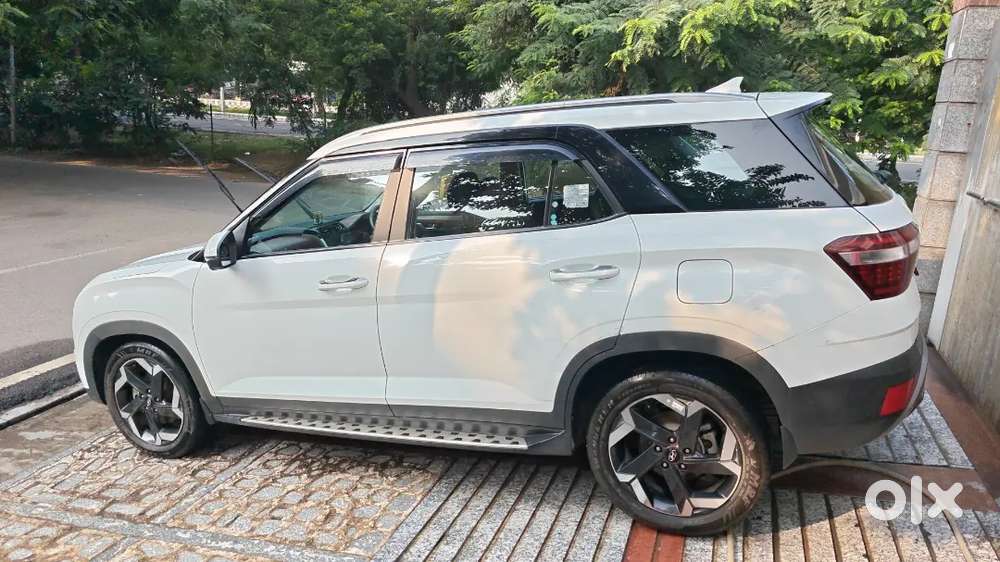 Hyundai Alcazar Platinum Diesel 2023