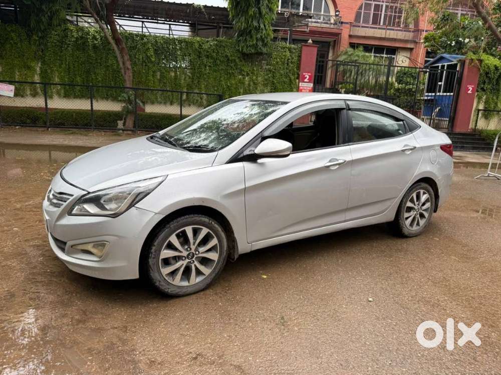 Hyundai Verna 1.6 Sx (o) Crdi Se, 2015, Diesel