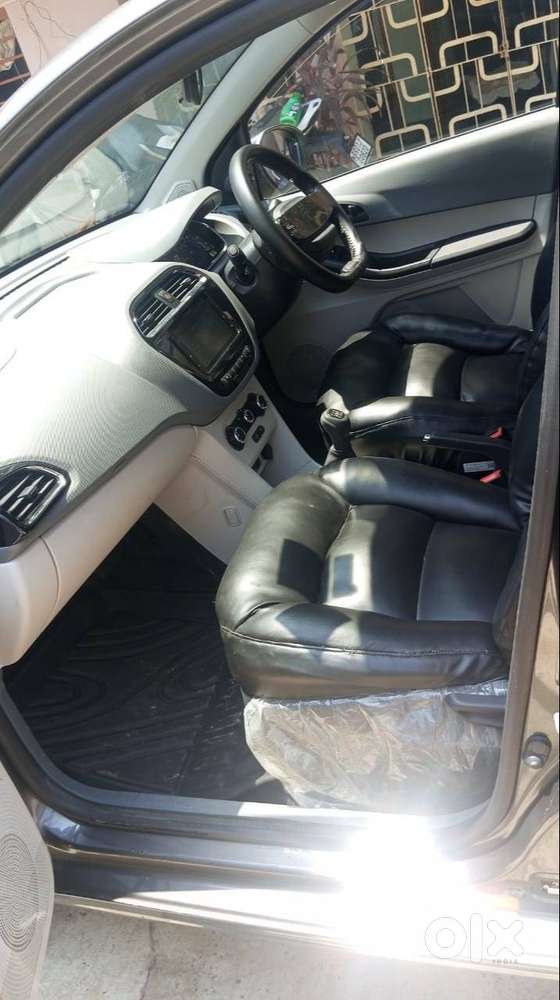 2025 Tata Tiago Xt Cng Onlu 11400 Km Run