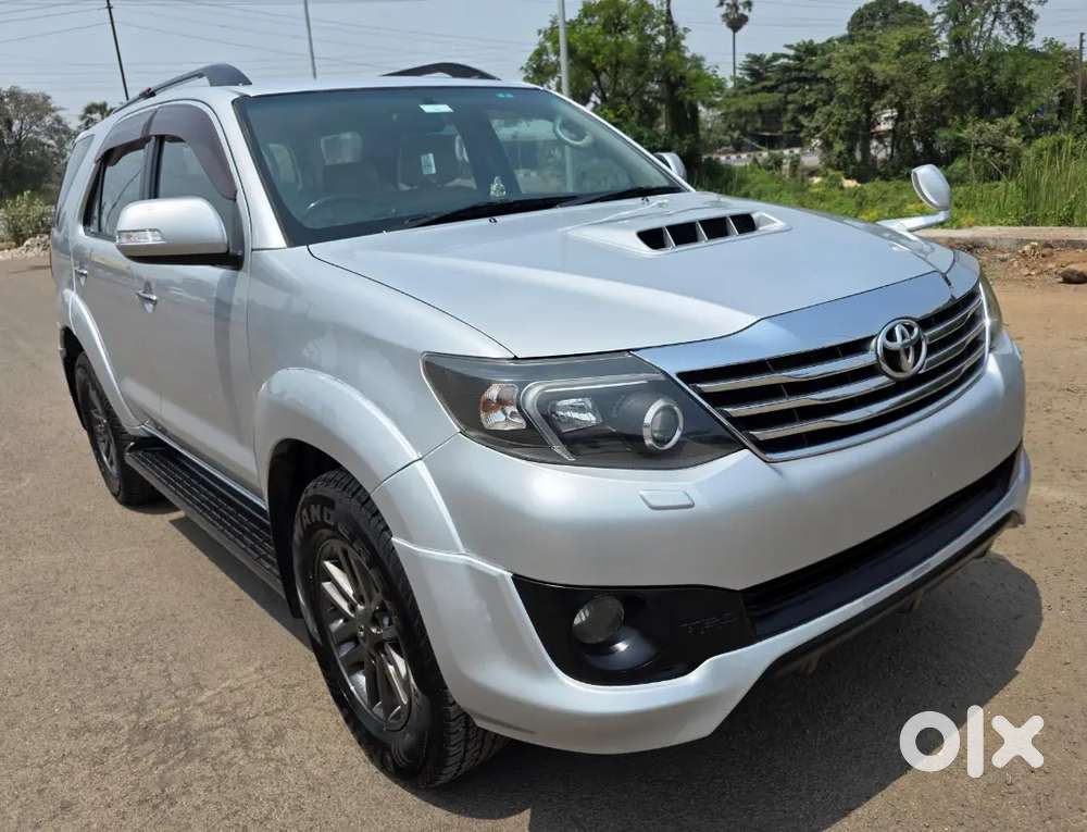 Toyota Fortuner 2014 Diesel 190000 Km Driven. 4×2 Auto.