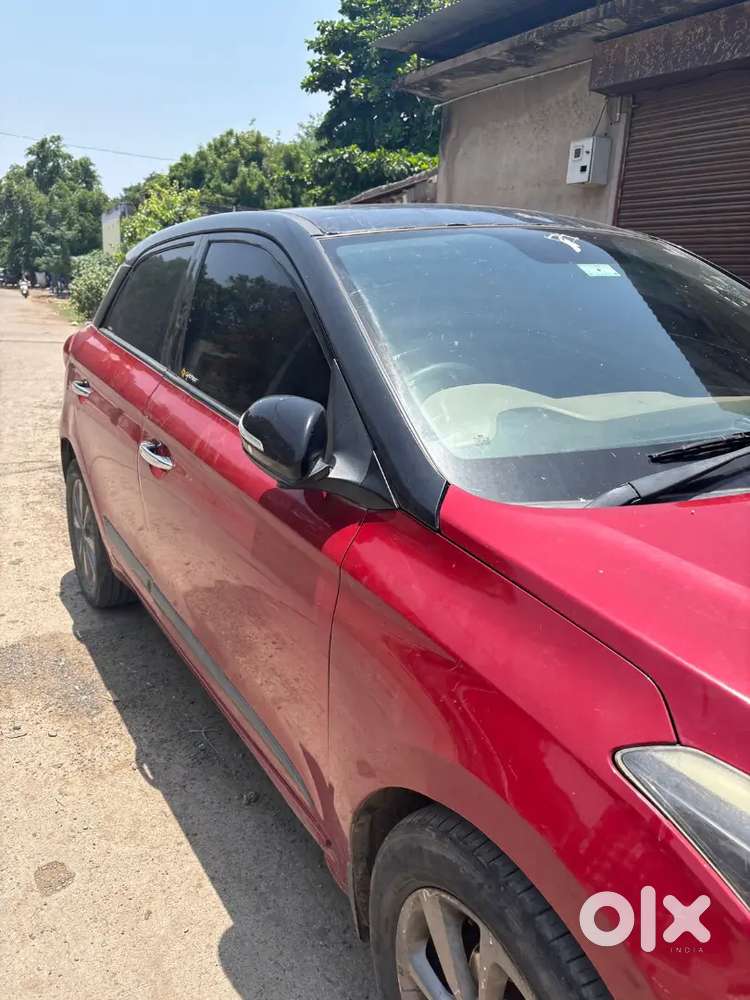Hyundai I20 2014 Diesel 160000 Km Driven Well Maintained Top End