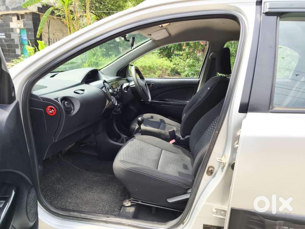 Toyota Etios Cross 1.2l G, 2016, Petrol