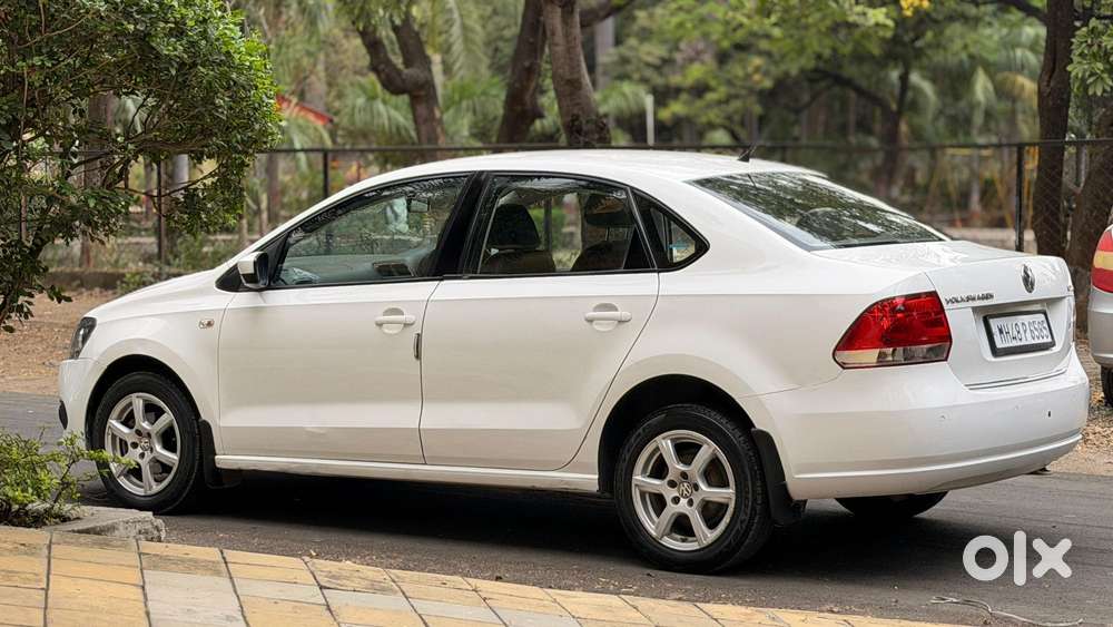 Volkswagen Vento 2010-2013 Petrol Highline, 2013, Petrol