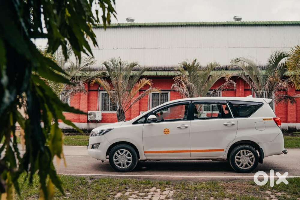 Toyota Innova Crysta Commercial 2018 Diesel Well Maintained