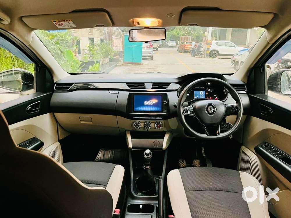 Renault Triber Rxt, 2023, Petrol