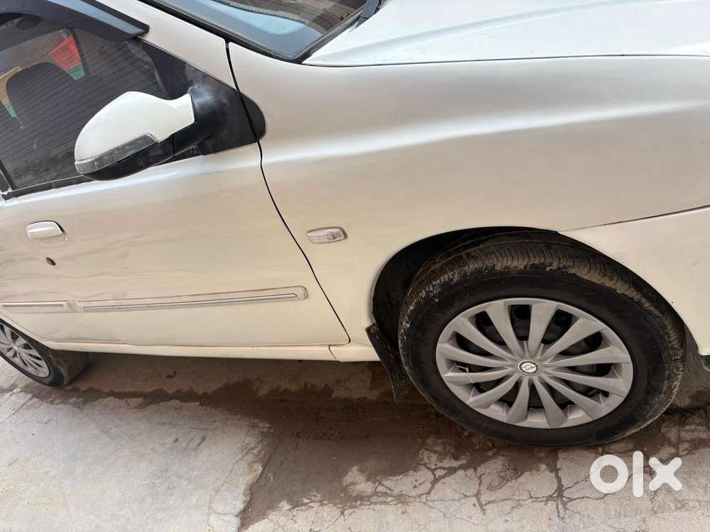 Tata Indigo Ecs 2015 Diesel 106000 Km Driven Car In Mint Condition