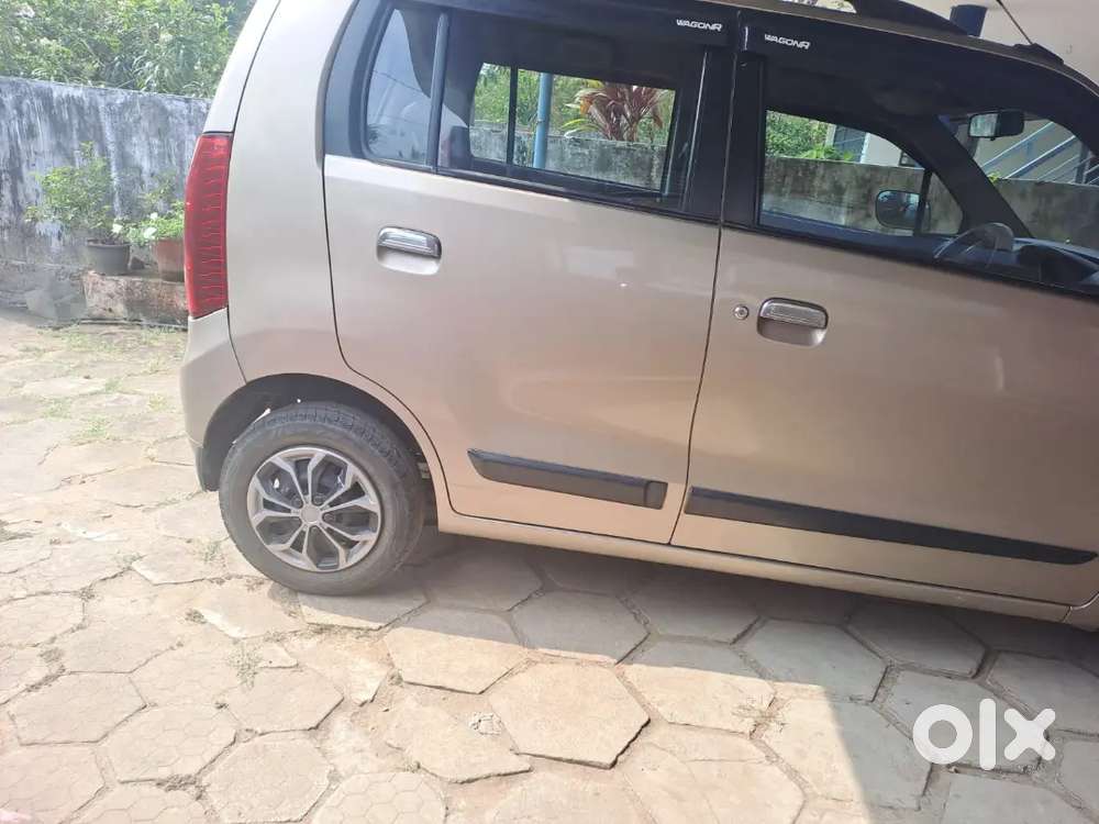 Maruti Suzuki Wagon R 2013 Petrol Well Maintained