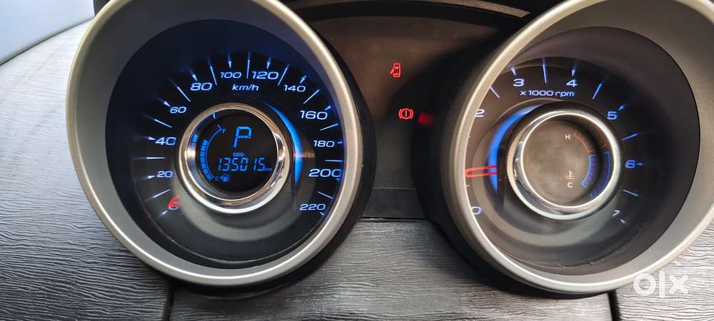 Mahindra Xuv500 At W10 Fwd, 2016, Diesel