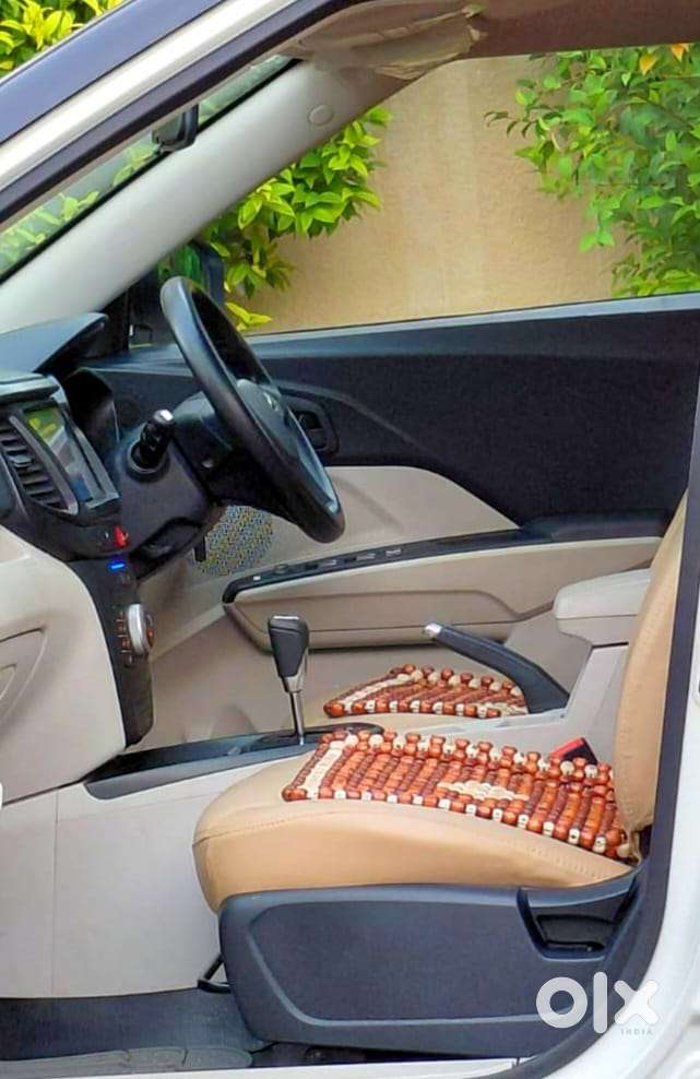 Mahindra Xuv300 W6, 2023, Petrol
