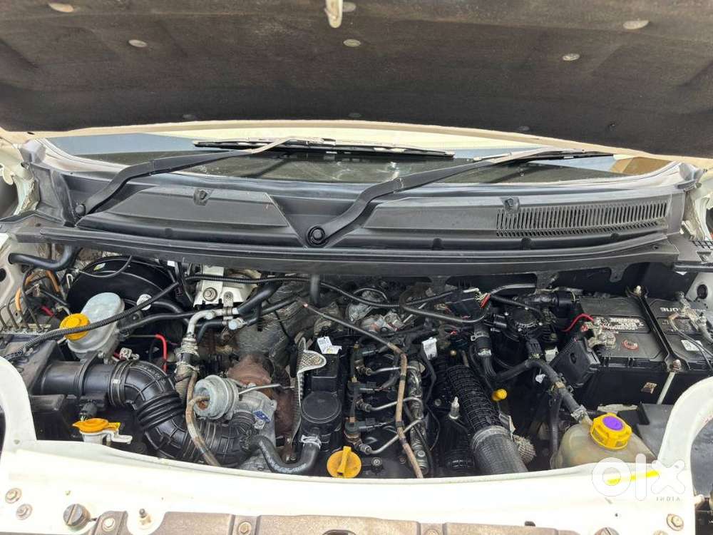 Mahindra Tuv 300 Mhawk100 T8 Amt, 2019, Diesel