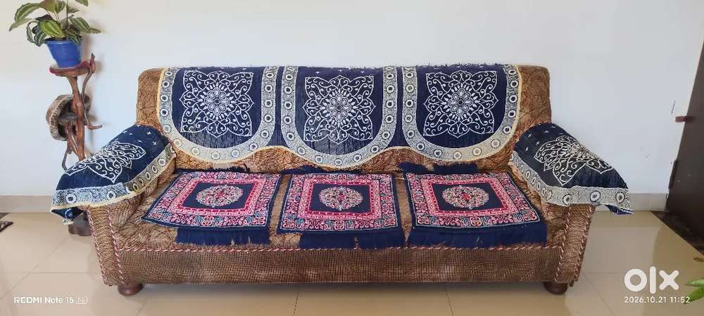 Premium 6-Seater Velvet Sofa Set (4 seater+1+1)