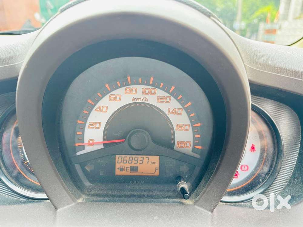 Honda Brio 2012 Petrol Well Maintained