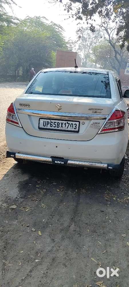 Dzire Gadi Bech Rahe Hai