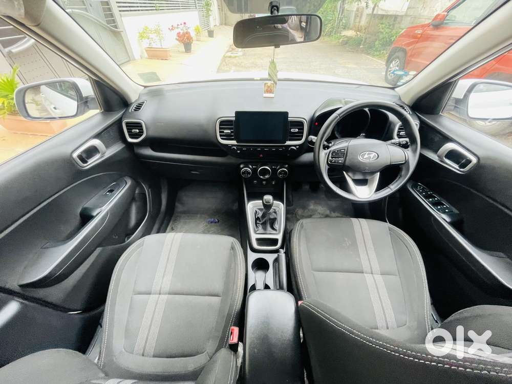 Hyundai Venue S 1.2 Petrol, 2020, Petrol