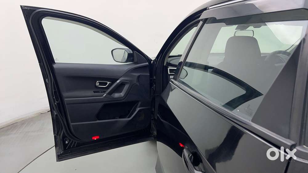 Tata Harrier 2.0 Kryotec Xt Plus Dark Edition, 2021, Diesel