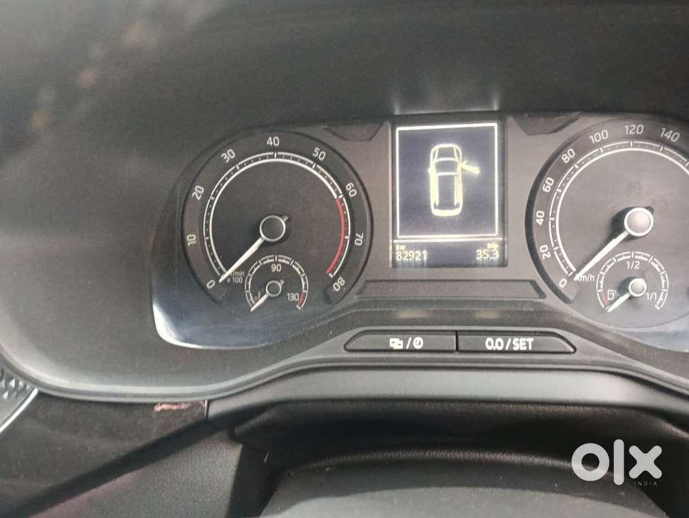 Skoda Kushaq 1.0 Tsi Style, 2022, Petrol