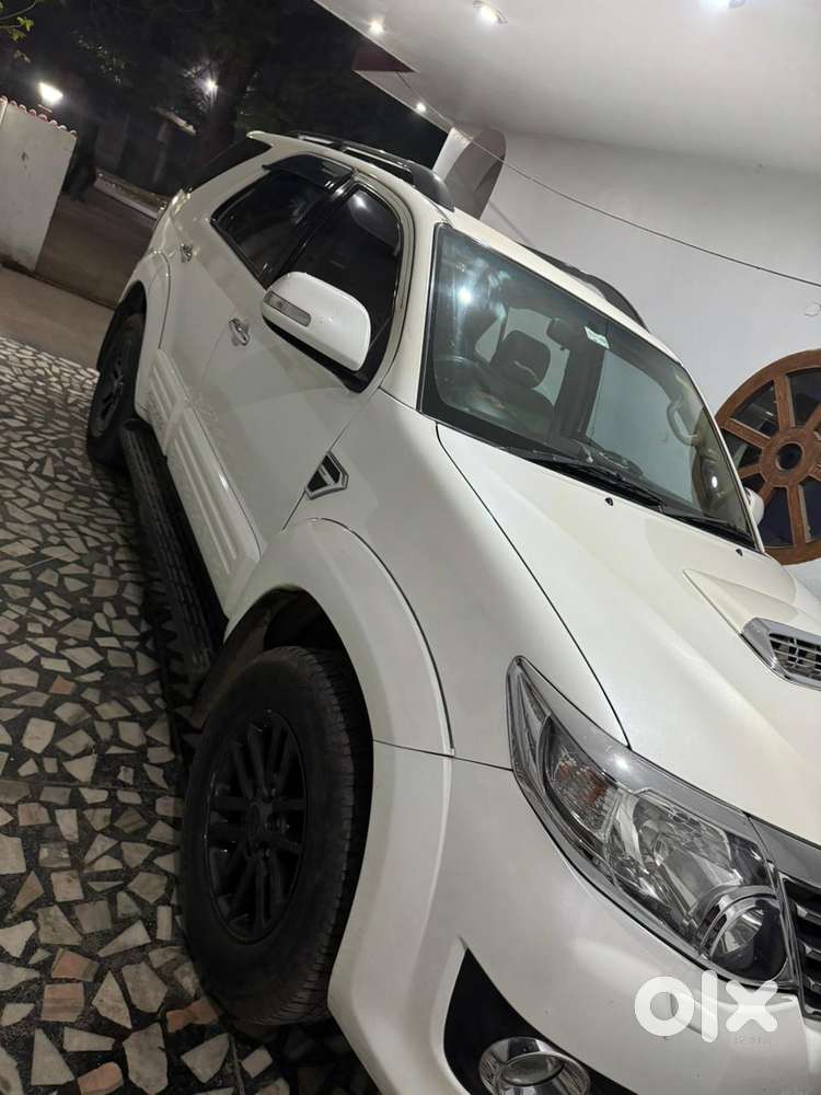 Toyota Fortuner 2.8 2wd Mt, 2016, Diesel