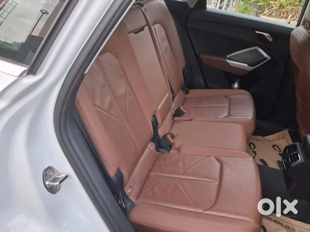 Audi Q3 2023 Premium