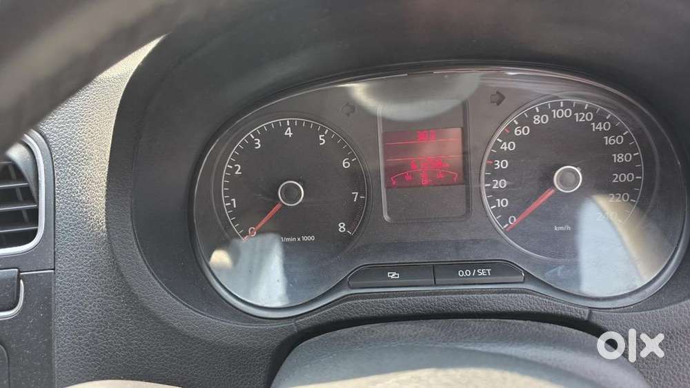 Volkswagen Polo 2014 Petrol 62000 Km Driven By Doctor