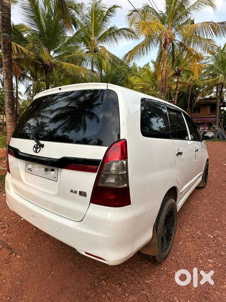 Toyota Innova 2015 Diesel Well Maintained
