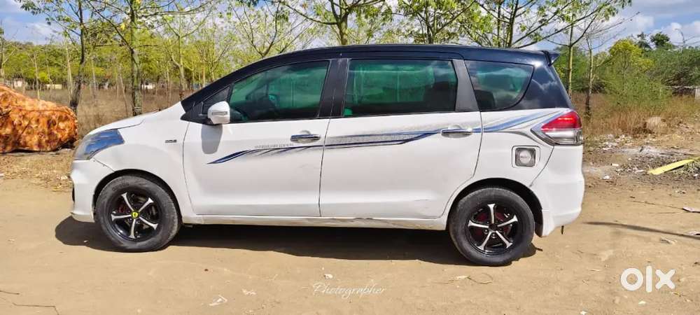 Maruti Suzuki Ertiga 2015 Diesel 160000 Km Driven