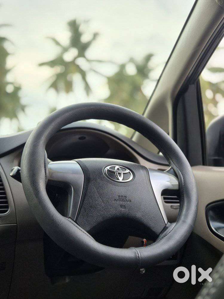 Toyota Innova 2.5 G (diesel) 7 Seater, 2015, Diesel