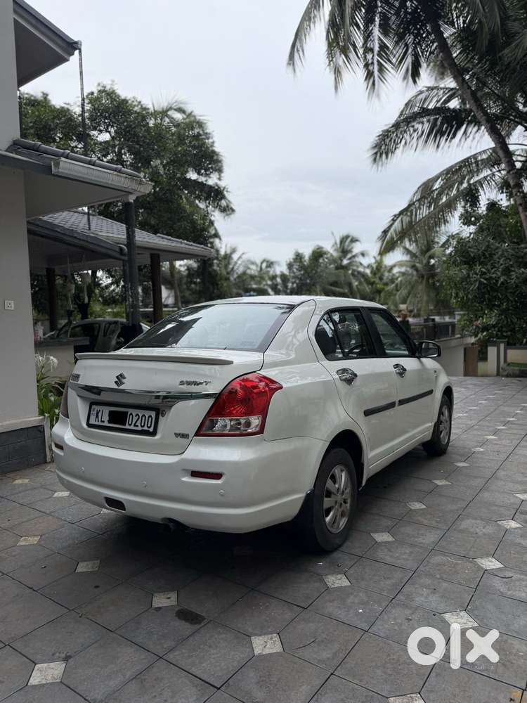 Maruti Suzuki Swift Dzire Vdi Bsiv, 2009, Diesel